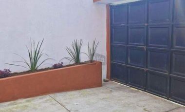 Casa cerca de zona militar CALIMAYA
