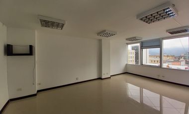 OFICINA EN ARRIENDO EN EL CENTRO/MANIZALES