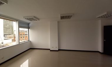 OFICINA EN ARRIENDO EN EL CENTRO/MANIZALES