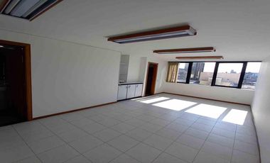 OFICINA EN ARRIENDO EN EL CENTRO/MANIZALES