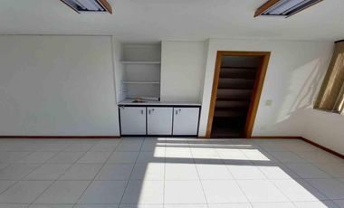 OFICINA EN ARRIENDO EN EL CENTRO/MANIZALES