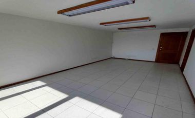 OFICINA EN ARRIENDO EN EL CENTRO/MANIZALES