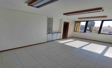 OFICINA EN ARRIENDO EN EL CENTRO/MANIZALES