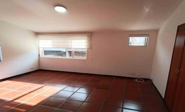 APARTAESTUDIO EN ARRIENDO LA CAMELIA