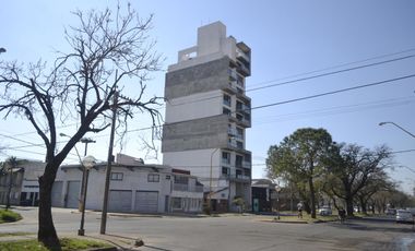 Av GALICIA 2170 - COCHERA CUBIERTA APTA AUTO - CAMIONETAS