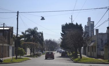 Av GALICIA 2170 - COCHERA CUBIERTA APTA AUTO - CAMIONETAS