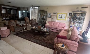 CASA EN VENTA EN BOSQUES DE LAS LOMAS