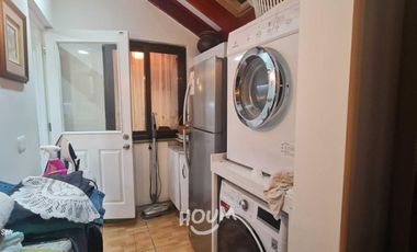 LINDA Y CÓMODA CASA EN PEÑALOLÉN CON PISCINA