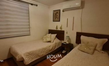 LINDA Y CÓMODA CASA EN PEÑALOLÉN CON PISCINA