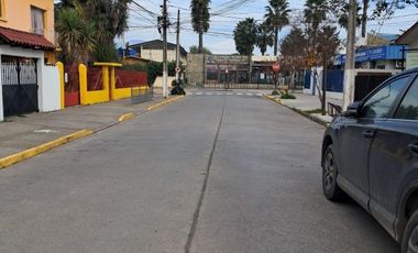 A DOS CUADRAS DE LA PLAZA Y A UNA DE LA MUNICIPALIDAD
