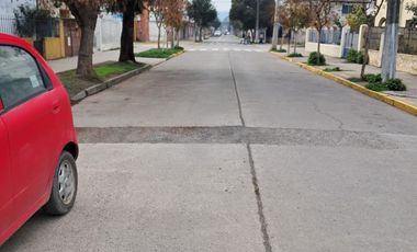 A DOS CUADRAS DE LA PLAZA Y A UNA DE LA MUNICIPALIDAD