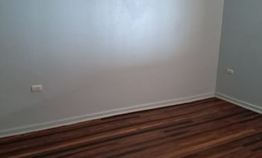 A DOS CUADRAS DE LA PLAZA Y A UNA DE LA MUNICIPALIDAD