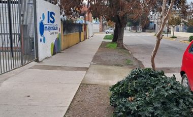A DOS CUADRAS DE LA PLAZA Y A UNA DE LA MUNICIPALIDAD