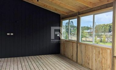CASA EN PARQUE IVIAN. DENTRO NUEVO PLAN REGULADOR
