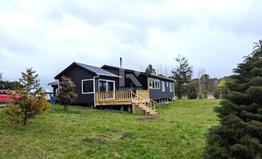 CASA EN PARQUE IVIAN. DENTRO NUEVO PLAN REGULADOR