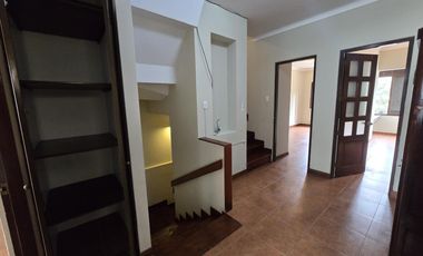 ALQUILO CASA EN SAN ISIDRO