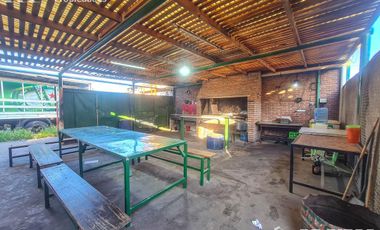 Deposito en alquiler de 540 m2, dentro de predio con seguridad, Olivos