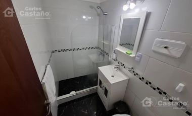Depto. 1 Amb. Todo Reciclado a Nuevo con Patio, Sobre Av. Libertador