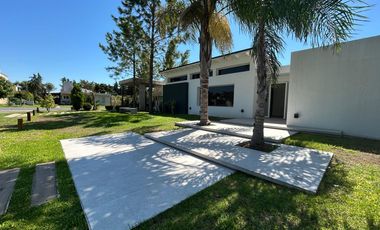 Venta Casa en Campos de Esther