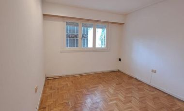 VENTA Chalet en PH 4 ambientes con garaje y patio en Parque Luro, Mar del Plata