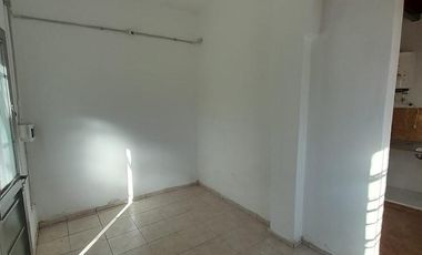 EXCELENTE MONOAMBIENTE