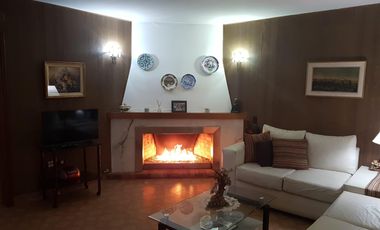 Casa en venta - 4 Dormitorios 2 Baños - Mar del Plata