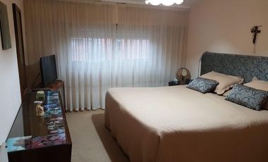 Casa en venta - 4 Dormitorios 2 Baños - Mar del Plata