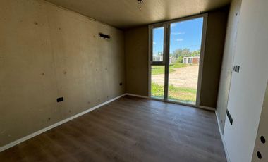 Casa en  venta  en barrio cerrado en La Plata