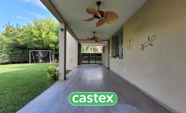 Casa en  alquiler anual  en La Lomada de Pilar