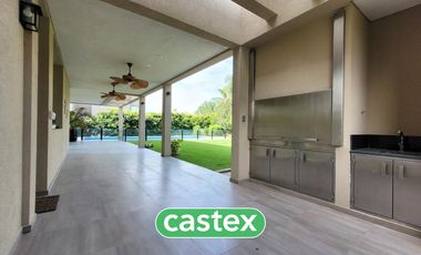 Casa en  alquiler anual  en La Lomada de Pilar