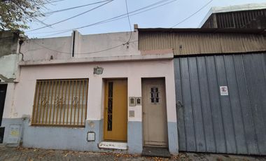 Venta Depósito Cocheras en Zona Sur