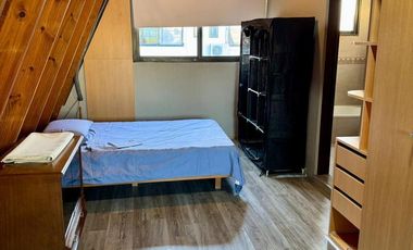 Departamento en  San isidro, dúplex 2,1/2 ambientes. Zona La Calabria