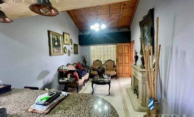 Venta de PH 4 ambientes con terraza en  Lanús