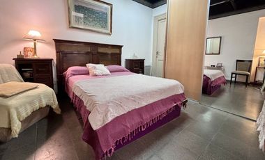 Departamento para consultorios. Excelente ubicación!. APTO PROFESIONAL.