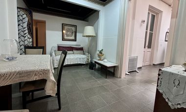 Departamento para consultorios. Excelente ubicación!. APTO PROFESIONAL.