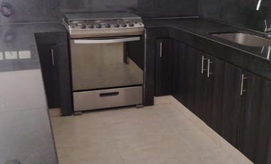 Linda Residencia en Renta con paneles  Privada Parque Central Merida, Yucatan