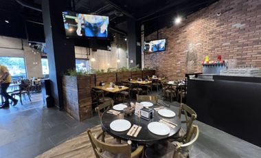 LOCAL COMERCIAL DE 470m2  EN ZONA TURÍSTICA – IDEAL PARA RESTAURANTE 🍽️🍷