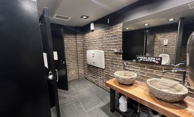 LOCAL COMERCIAL DE 470m2  EN ZONA TURÍSTICA – IDEAL PARA RESTAURANTE 🍽️🍷