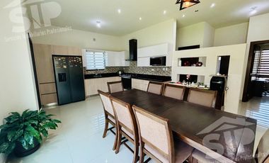 Casa en Venta en Villas La Joya con Rec Planta Baja