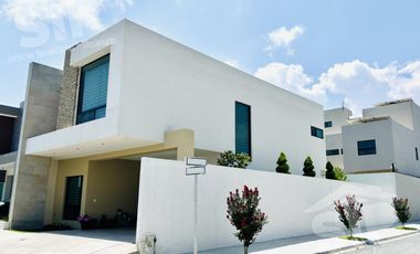 Casa en Venta en Villas La Joya con Rec Planta Baja