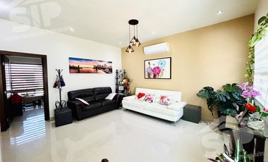 Casa en Venta en Villas La Joya con Rec Planta Baja
