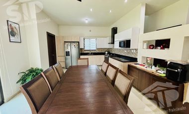 Casa en Venta en Villas La Joya con Rec Planta Baja
