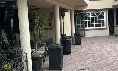 Renta de casa amueblada en Jardines de La Florida