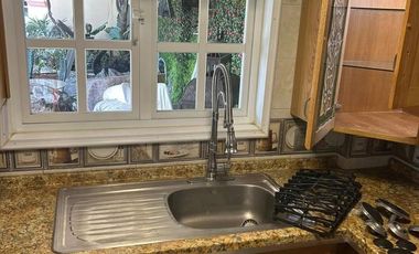 Renta de casa amueblada en Jardines de La Florida