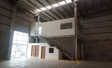 Bodega en renta de 1,200 m2 en Coacalco