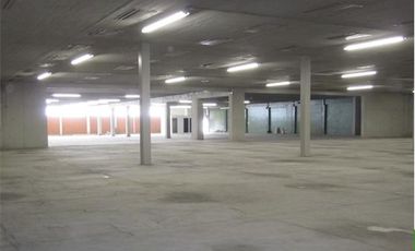 Bodega en renta de 3,300 m² en Tlalnepantla
