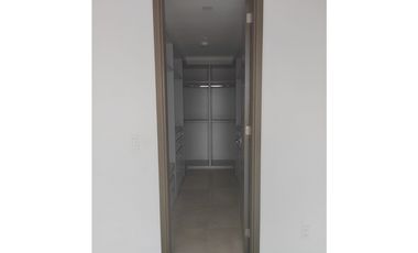 SEA CONFIABLE VENDE APARTAMENTO PH GREEN GARDEN SANTA MARIA