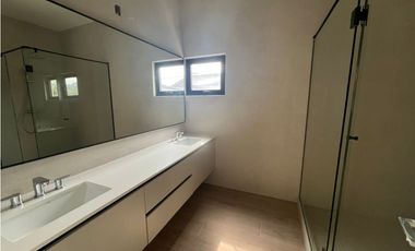 SEA CONFIABLE VENDE HERMOSA CASA EN ALBROOK9 EN ANCON