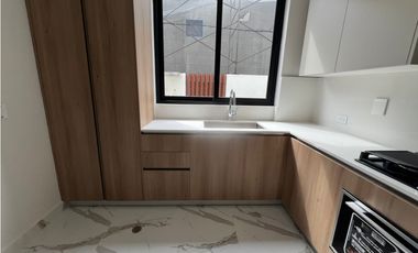 SEA CONFIABLE VENDE HERMOSA CASA EN ALBROOK9 EN ANCON