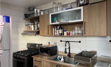 CONDADO DEL REY / KINGS PARK / 97M / 2 HABITACION / BALCON